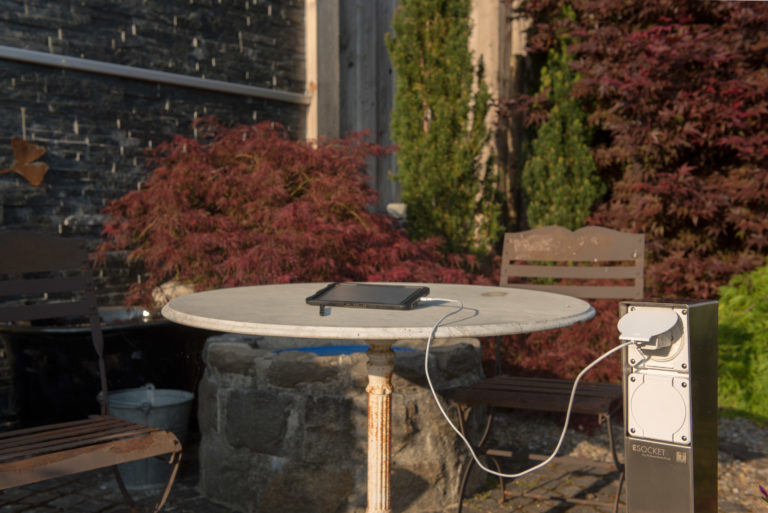 Steckdosensäulen ESOCKET 350, Energeisäule Feller NEVO NAP IP54